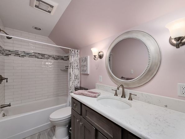 179 Washington St, Boxford MA 01921