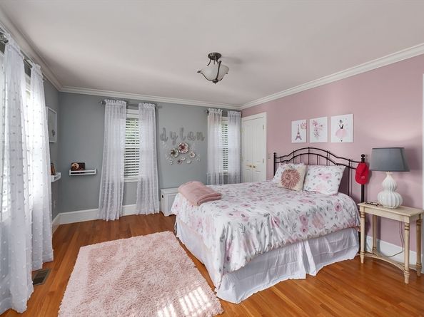 179 Washington St, Boxford MA 01921