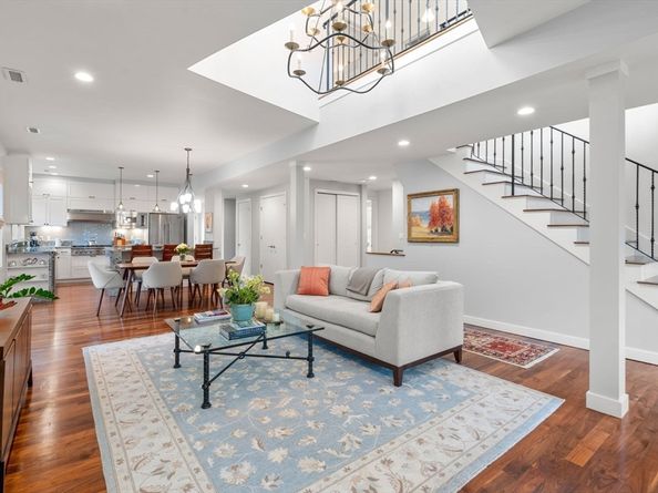 95 Beals Street 2, Brookline MA 02446