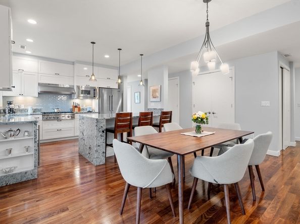 95 Beals Street 2, Brookline MA 02446