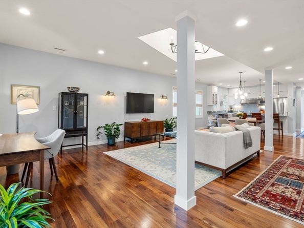 95 Beals Street 2, Brookline MA 02446
