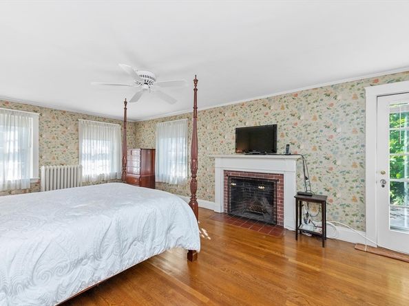 1801 Beacon Street, Newton MA 02468