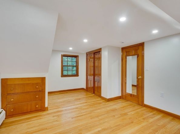 223 Washington St, Reading MA 01867