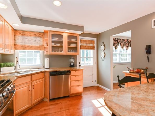 25 Bayberry Circle 25, Millis MA 02054