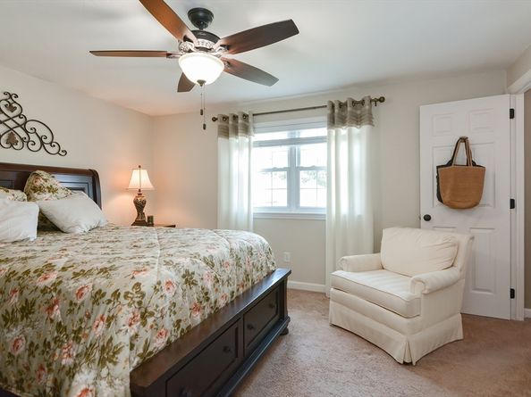 25 Bayberry Circle 25, Millis MA 02054