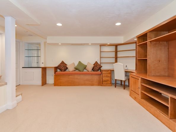 25 Bayberry Circle 25, Millis MA 02054