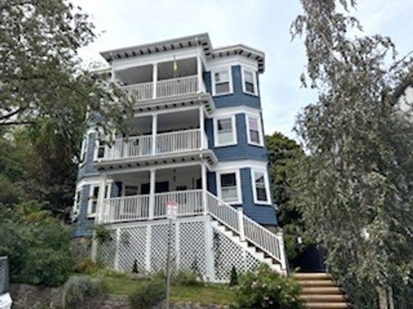25 Whitby Terrace 3, Boston MA 02125