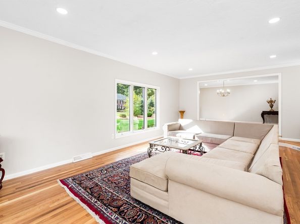 7 Saddle Ridge, Sudbury MA 01776