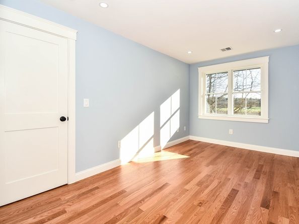 7 Orchard View Circle 7, Framingham MA 01702