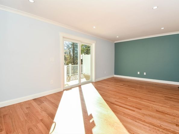 7 Orchard View Circle 7, Framingham MA 01702