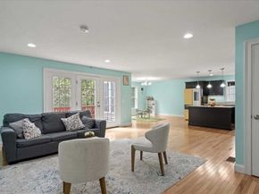 28 Mcintosh Dr 22, Stow MA 01775