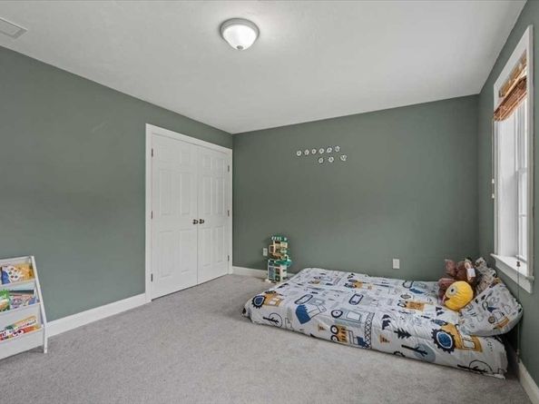 28 Mcintosh Dr 22, Stow MA 01775