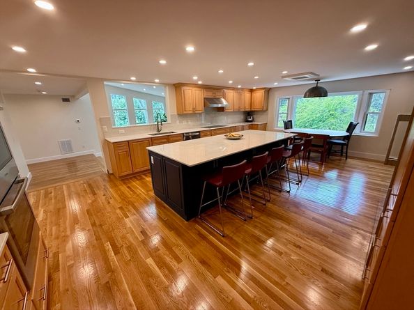 1 Maureen Rd, Lexington MA 02420