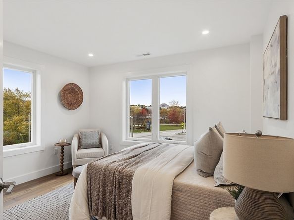 225 Middlesex Turnpike 106, Burlington MA 01803