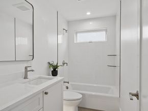 225 Middlesex Turnpike 106, Burlington MA 01803