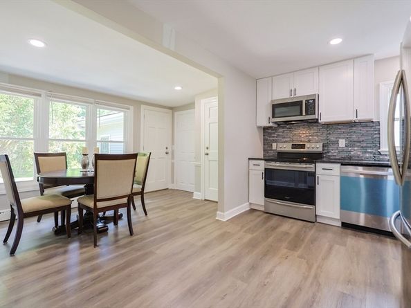 256 S Main St, Hopedale MA 01747