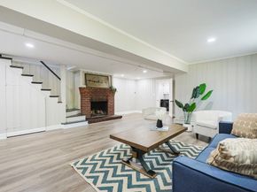 256 S Main St, Hopedale MA 01747