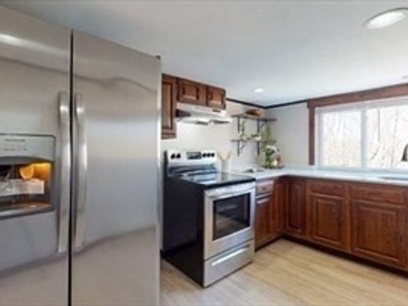 19 South Sreet, Leicester MA 01611