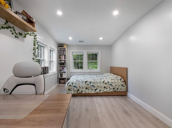 83 Payson Rd, Brookline MA 02467