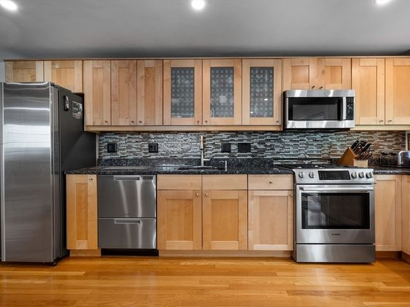 83 Payson Rd, Brookline MA 02467