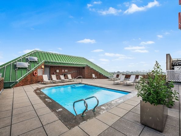 15 N Beacon St 401, Boston MA 02134