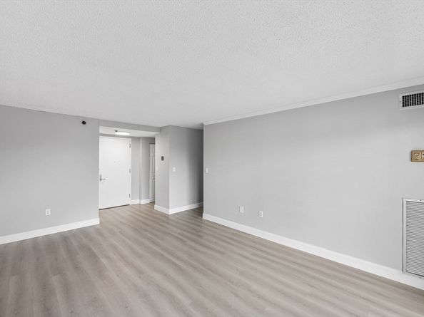 15 N Beacon St 401, Boston MA 02134