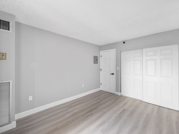 15 N Beacon St 401, Boston MA 02134