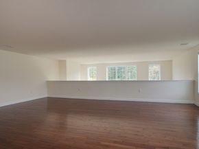 6 Glen Ellen Blvd 6, Millis MA 02054