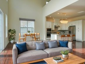 6 Glen Ellen Blvd 6, Millis MA 02054