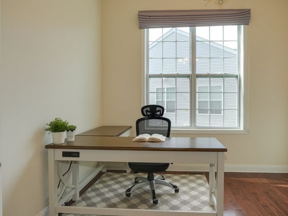 6 Glen Ellen Blvd 6, Millis MA 02054