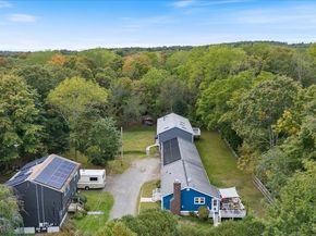 34 & 34R Pickering St, Essex MA 01929