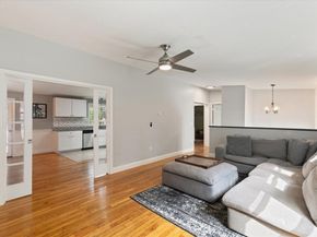 34 & 34R Pickering St, Essex MA 01929