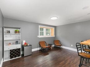 34 & 34R Pickering St, Essex MA 01929