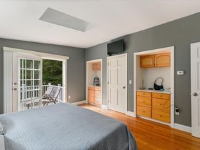 34 & 34R Pickering St, Essex MA 01929