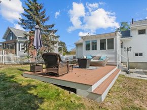 24 Maple St, Marblehead MA 01945