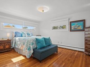 24 Maple St, Marblehead MA 01945