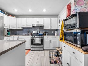 26 Winter St 11, Saugus MA 01906