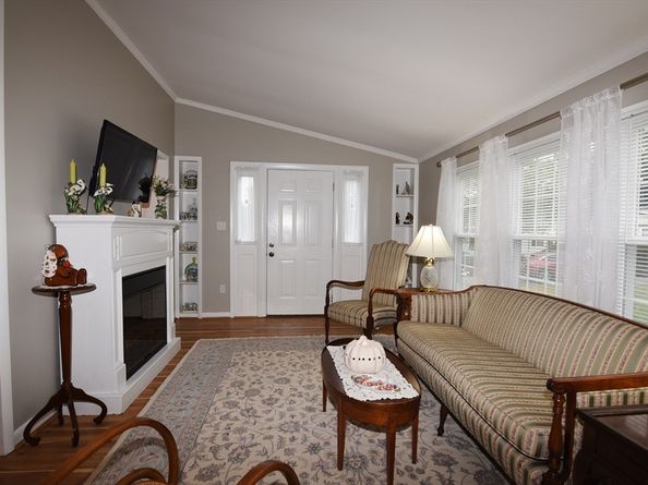 3 Hickory Circle, Rockland MA 02370