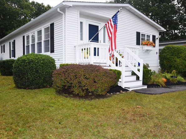 3 Hickory Circle, Rockland MA 02370