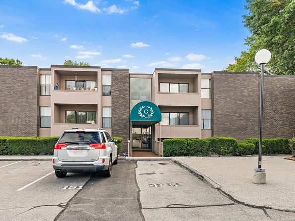 22 Shrewsbury Green Dr C, Shrewsbury MA 01545