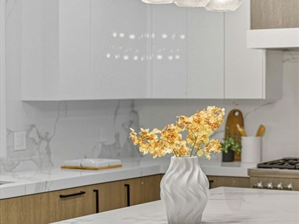 5 Kappius Path, Newton MA 02459