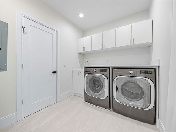 5 Kappius Path, Newton MA 02459