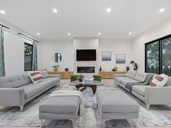 5 Kappius Path, Newton MA 02459