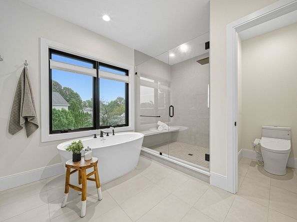 5 Kappius Path, Newton MA 02459
