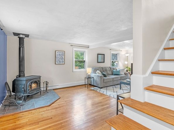 42 Fairfield Avenue, Melrose MA 02176