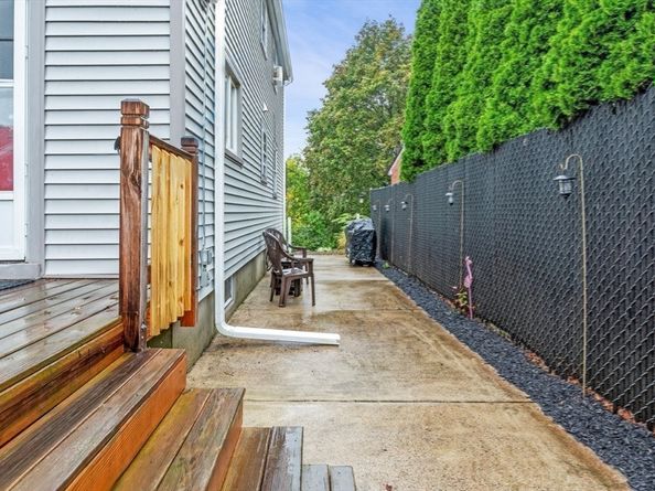 42 Fairfield Avenue, Melrose MA 02176