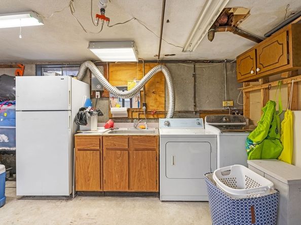42 Fairfield Avenue, Melrose MA 02176