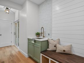 119 River St, Middleton MA 01949