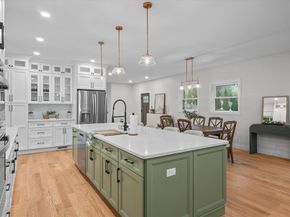 119 River St, Middleton MA 01949