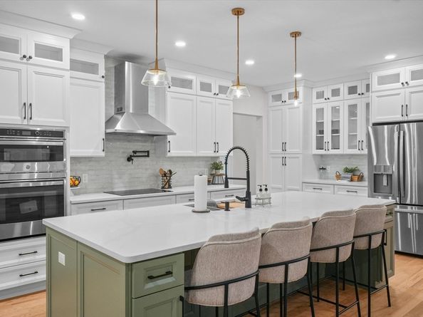 119 River St, Middleton MA 01949